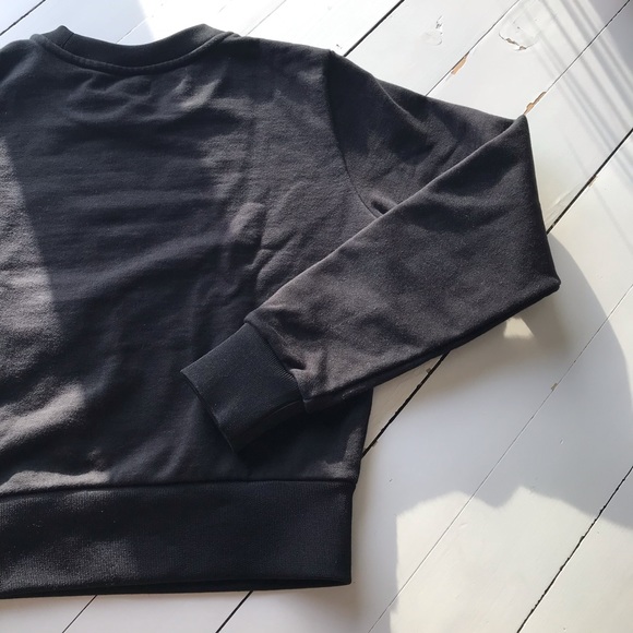 Aritzia Talula - Shrunken Crewneck Sweatshirt - Picture 8 of 9